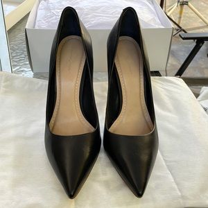 Massimo Matteo Pointy Toe Pump 17